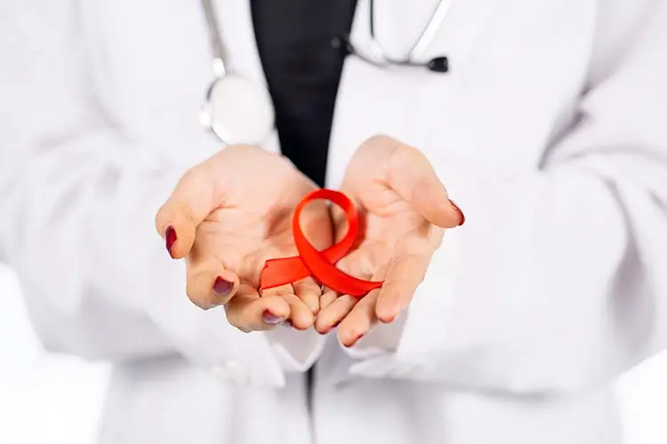 Foto principal de Diagnóstico y tratamiento del VIH