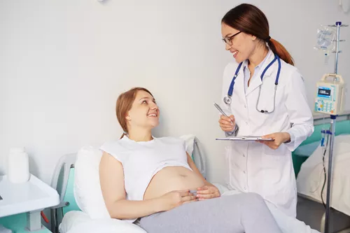 Embarazo: cuarta consulta de revisión